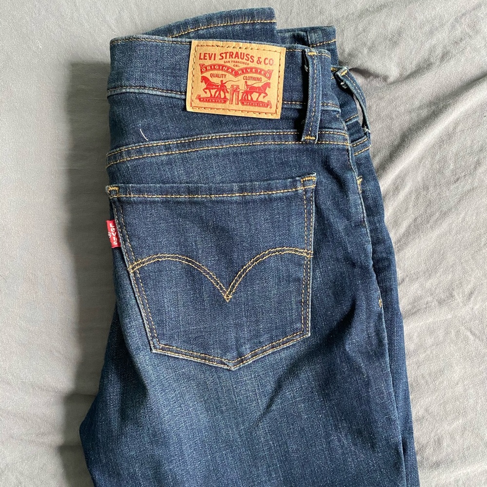 Levi skinny jeans